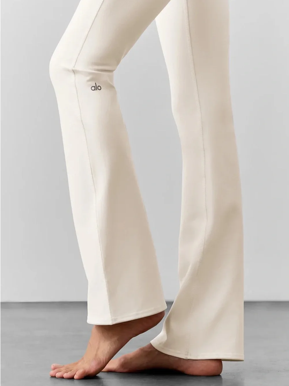Airbrush High-Waist Bootcut Legging (Regular)
